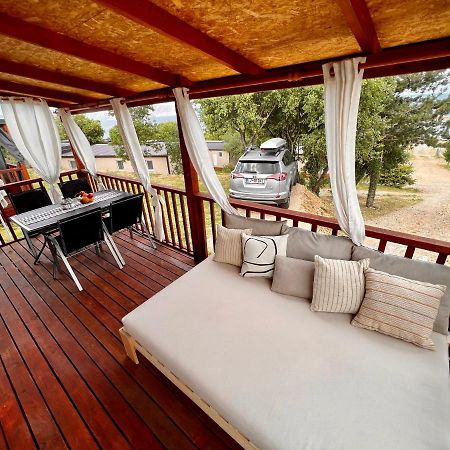 Mobile Home Nebo Luxus เคลโนวีซา ภายนอก รูปภาพ